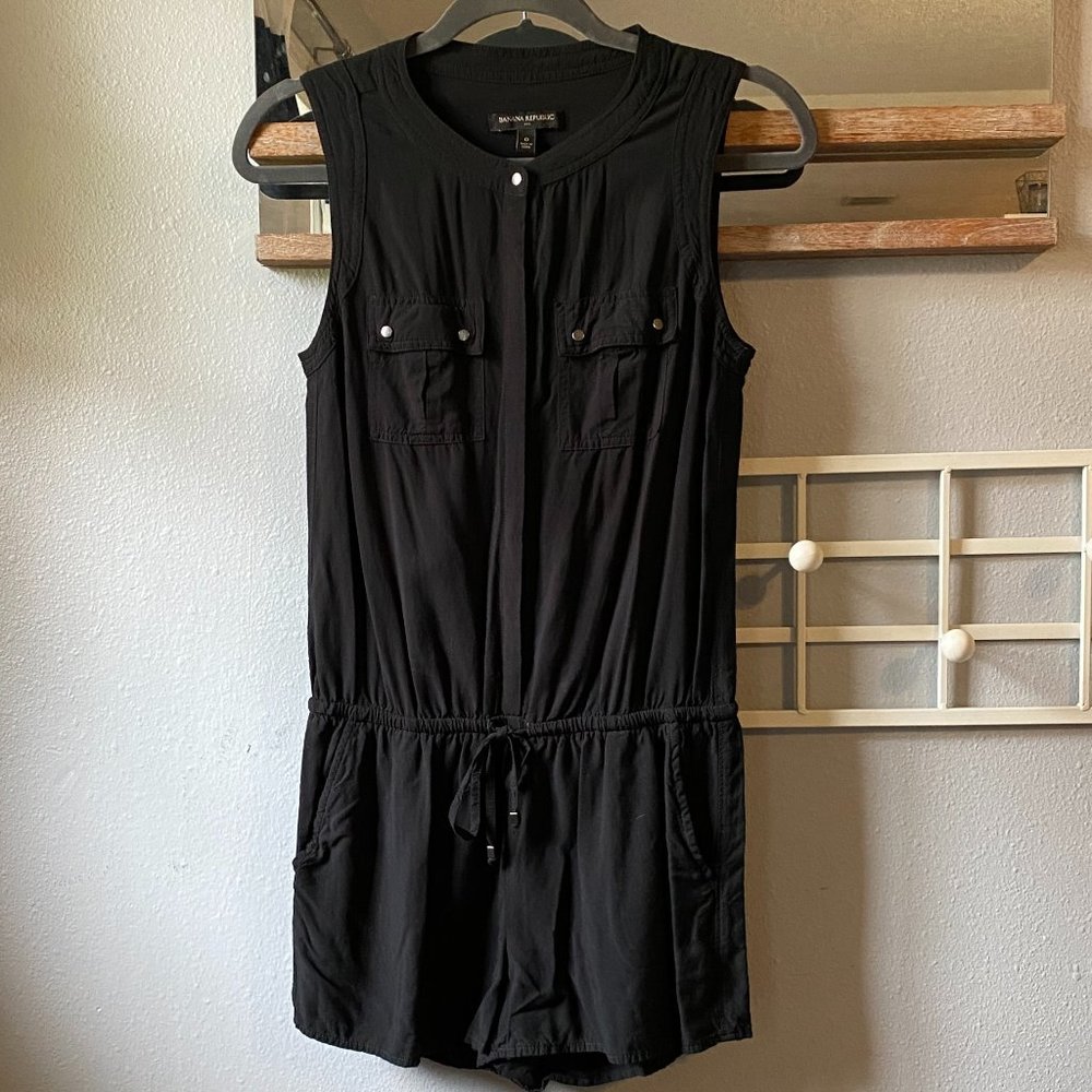 Banana Republic Black Sleeveless Romper